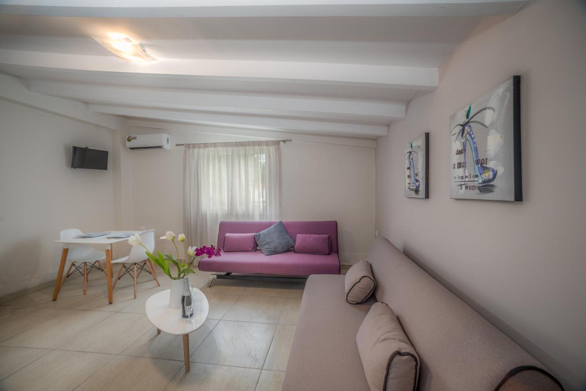 Tesys Studios And Apartments Laganas Exteriér fotografie