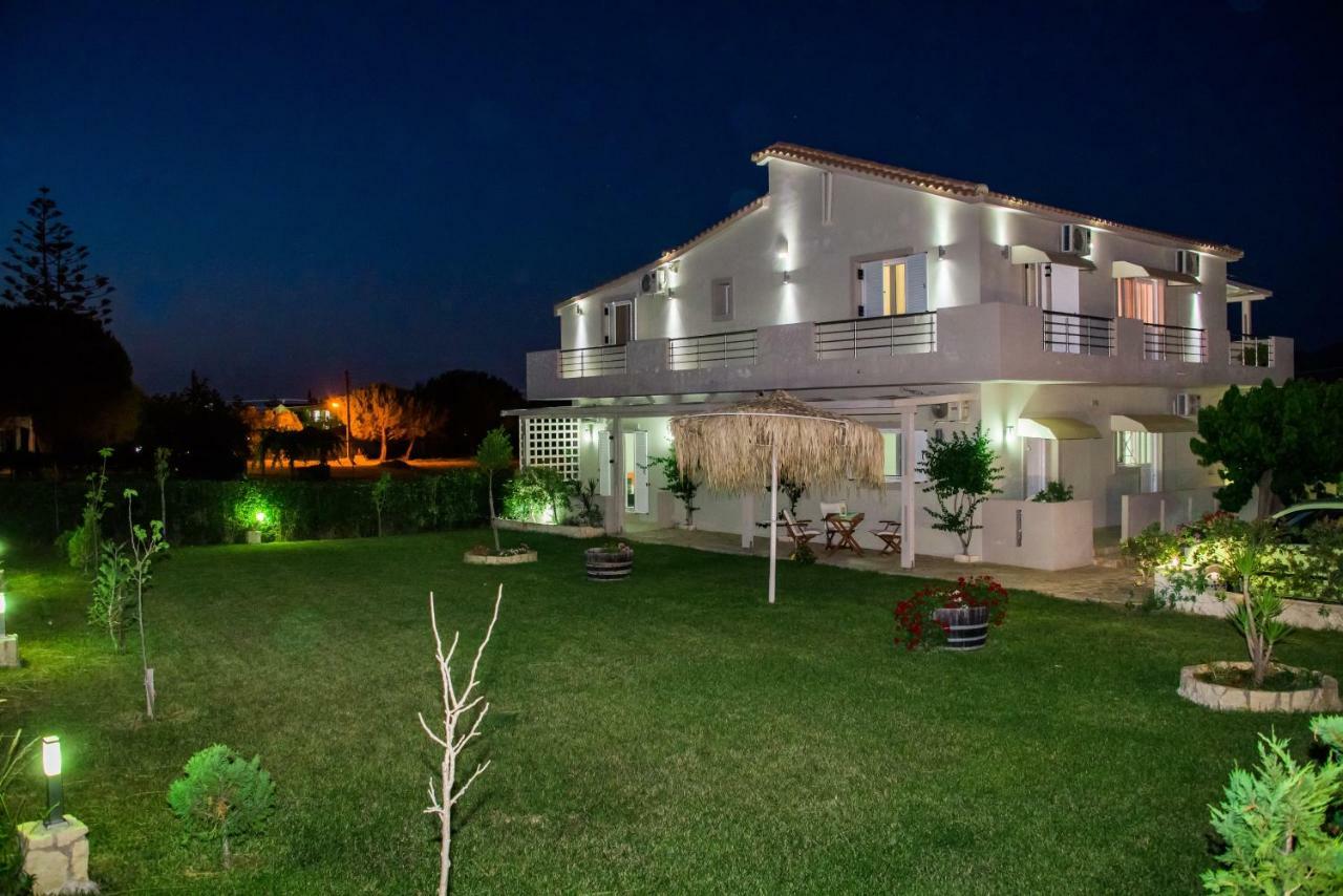 Tesys Studios And Apartments Laganas Exteriér fotografie